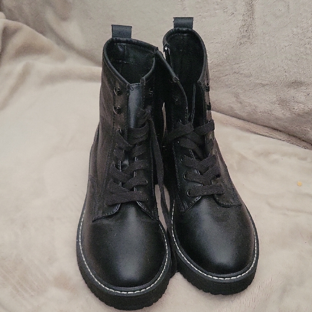 Madden Girl Black Footwear